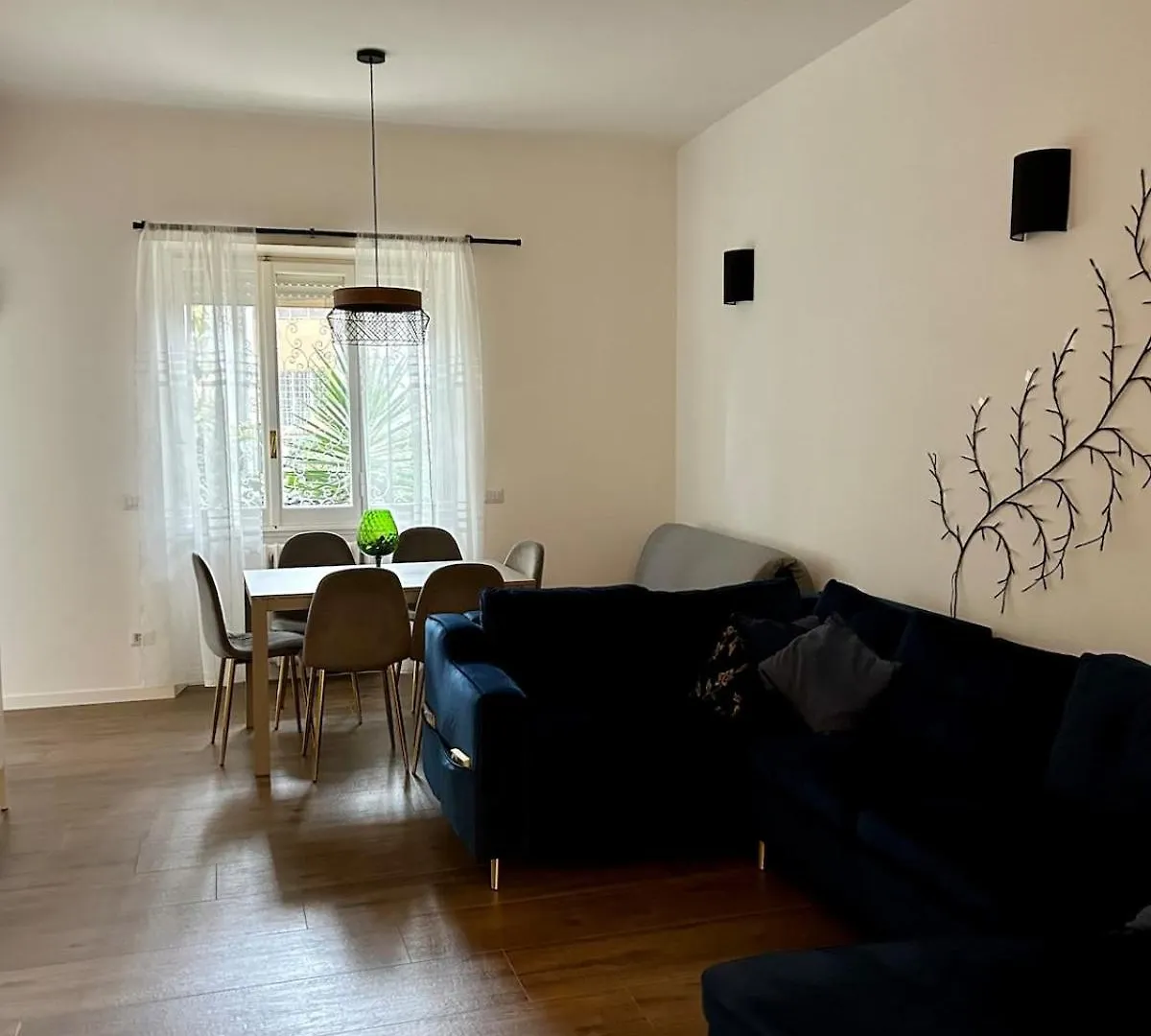 Domusarena Vatican Apartment contacts
